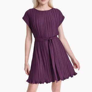 NWT DKNY Short Sleeve Pleated Belted Raisin Plum Purple Dress Women 6
